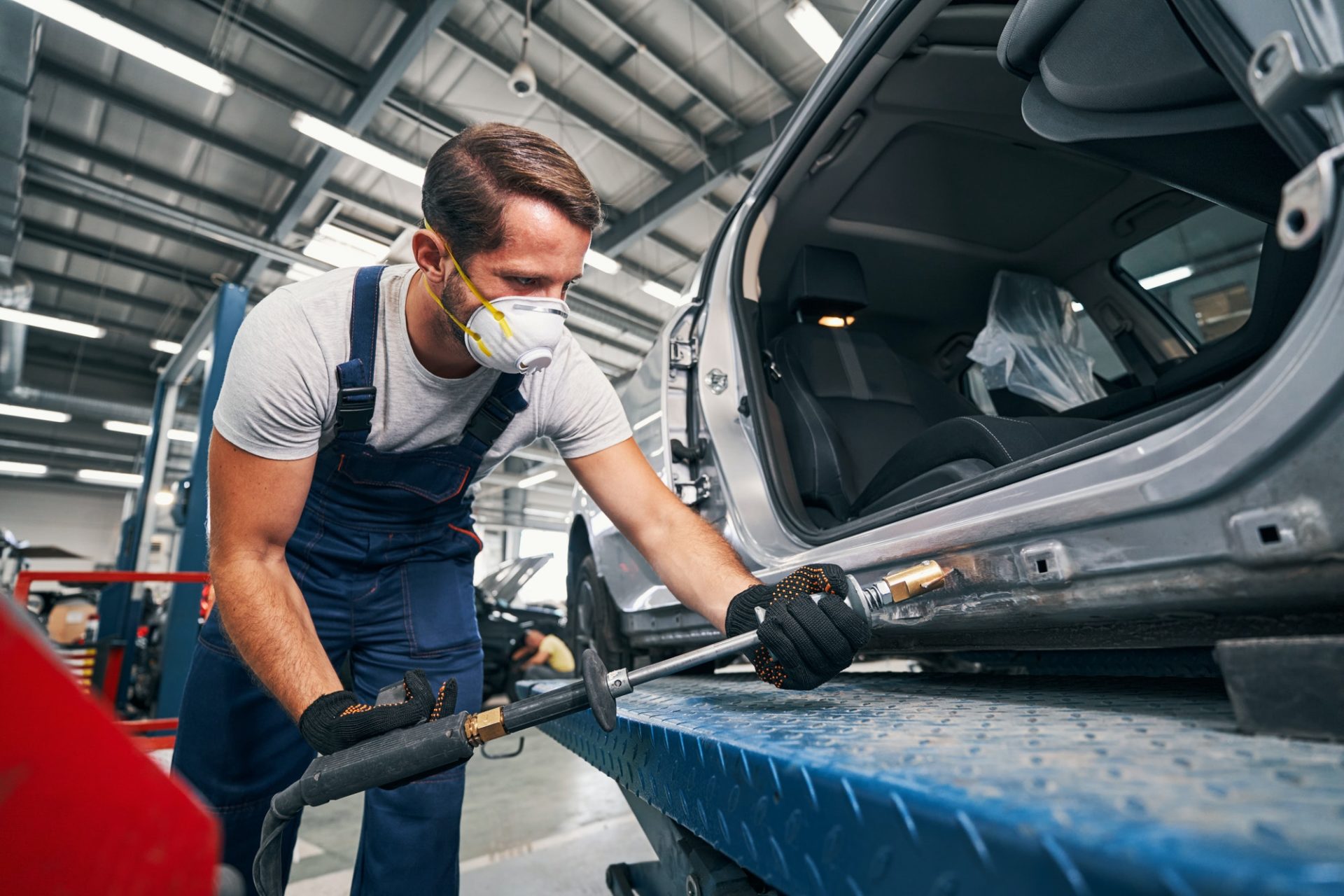 dent repair and repainting Pune