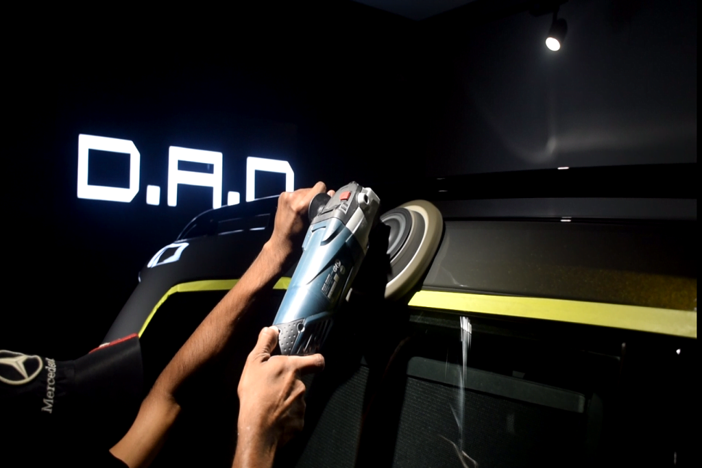 exterior car detailing